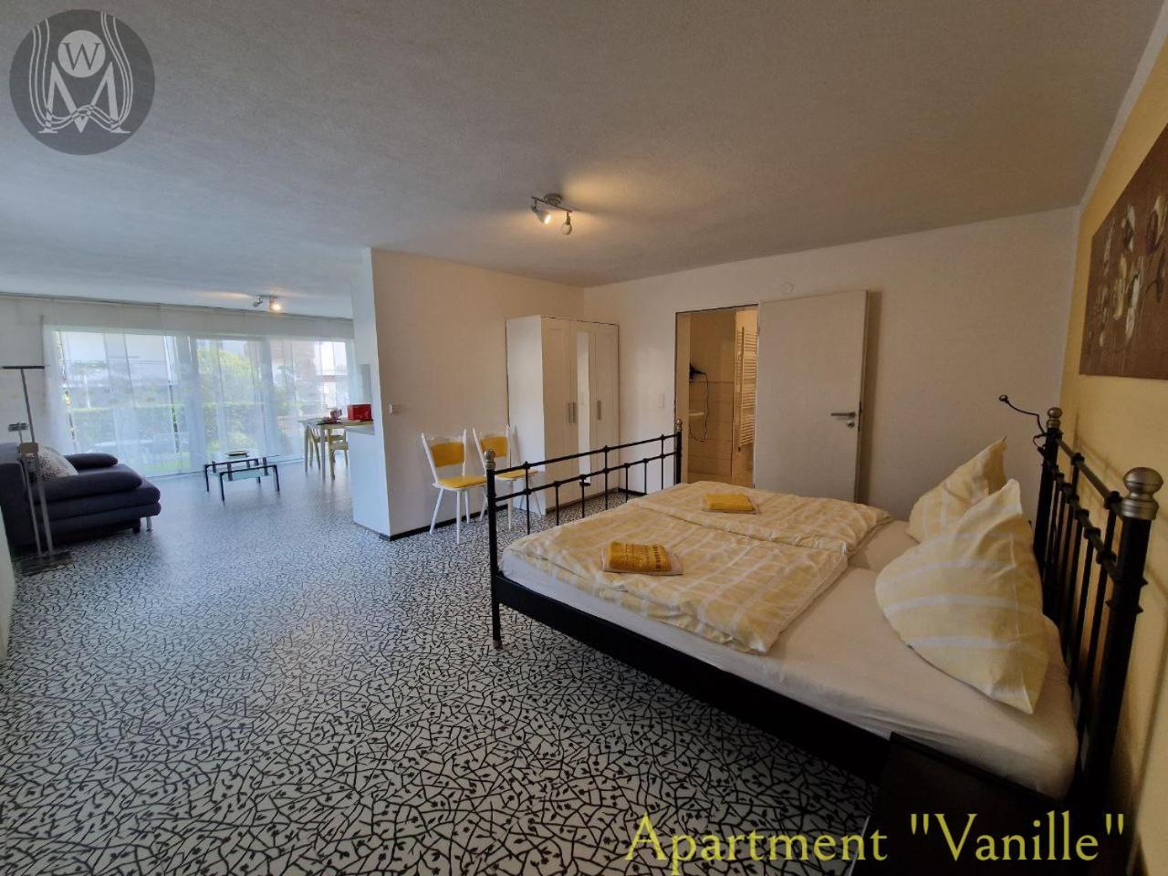 Appartement Weingut Im Moselkrampen à Ellenz-Poltersdorf Extérieur photo